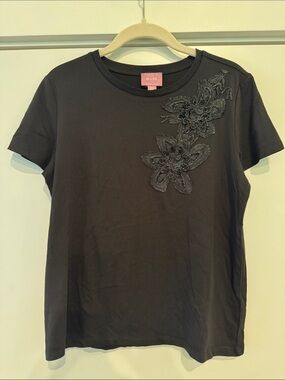 Muse Embellished Tee Shirt Size M